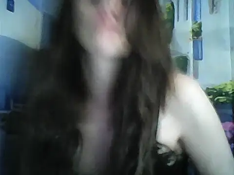 Qinini online show from May 24, 2026, 8:14 pm