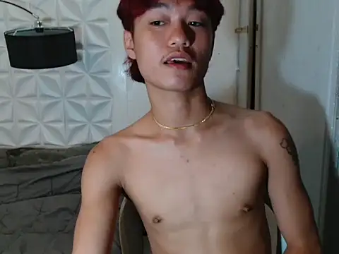 ur little secret online show from September 8, 2025, 4:06 pm