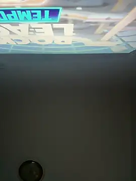 aavrdvh33 online show from September 17, 2025, 11:39 pm