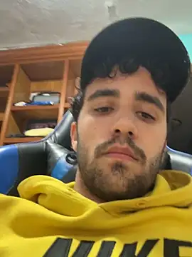 aavrdvh33 online show from February 28, 2026, 7:37 pm