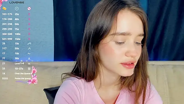 lovelyalivia online show from February 13, 2026, 10:22 am