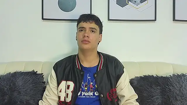 BenitoSaenz online show from April 12, 2026, 12:43 pm