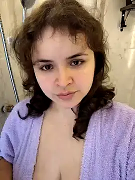 SeleneLuminari8 online show from November 2, 2025, 3:14 pm