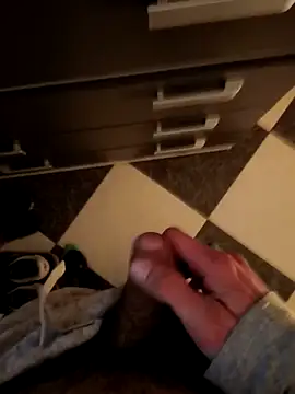 Snapshot of Franmrd95 chatting on February 13, 2026, 3:02 am Franmrd95 online show from February 13, 2026, 3:02 am