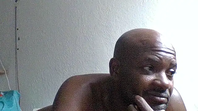 Snapshot of JezOne555 chatting on February 12, 2026, 6:14 pm JezOne555 online show from February 12, 2026, 6:14 pm