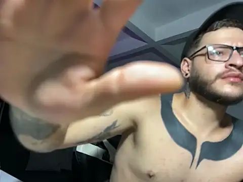 francoolatino online show from October 20, 2025, 1:39 am