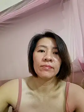 Snapshot of Hailey_babe chatting on September 24, 2025, 1:36 pm Hailey babe online show from September 24, 2025, 1:36 pm