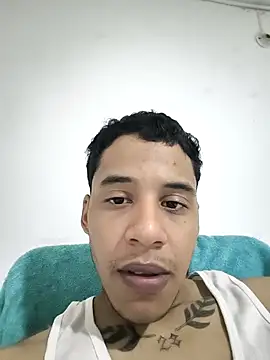 Snapshot of Grasonxxx chatting on March 30, 2026, 11:44 am Grasonxxx online show from March 30, 2026, 11:44 am