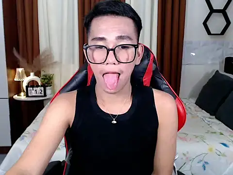 drinkmycumx online show from February 12, 2026, 12:55 pm