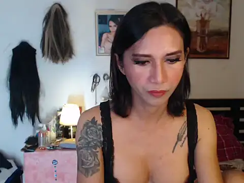 hottielicious slut69 online show from February 19, 2026, 11:06 am