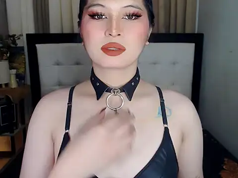 NaomiSmall online show from September 22, 2025, 8:49 am