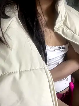 Mina048 online show from December 22, 2025, 9:39 am