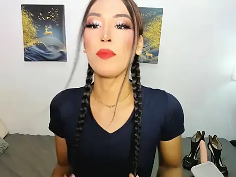 Savanna White online show from November 12, 2025, 11:54 am