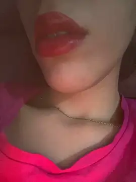 Mimisixo online show from September 27, 2025, 7:52 pm