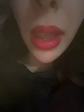 Mimisixo online show from December 1, 2025, 11:43 pm