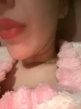 Snapshot of Mimisixo chatting on January 18, 2026, 4:33 pm Mimisixo online show from January 18, 2026, 4:33 pm