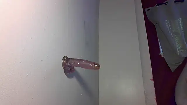 Cnutt310 online show from October 17, 2025, 7:27 pm