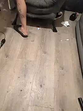 Cnutt310 online show from December 16, 2025, 5:56 am