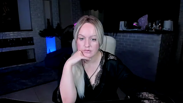 MariemLui online show from September 16, 2025, 6:03 am