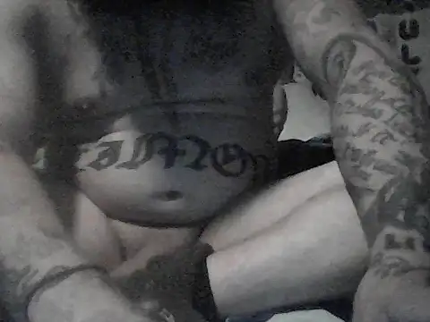 Twoslipperywhenwett online show from April 17, 2026, 11:46 am