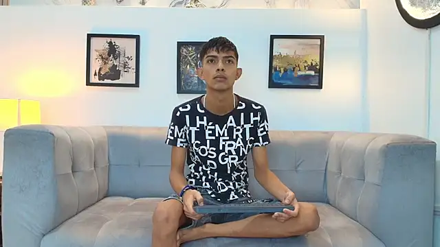 PRETTY SEX1 online show from December 22, 2025, 1:19 pm