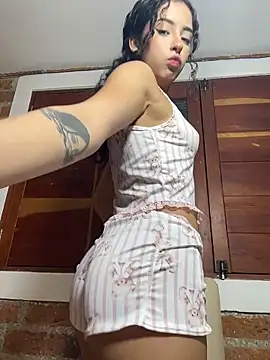 RosseMelody online show from May 28, 2026, 1:25 am