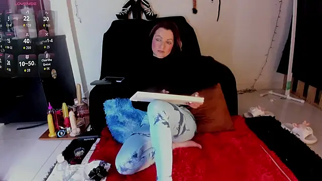 angierot2025 online show from November 19, 2025, 12:10 am