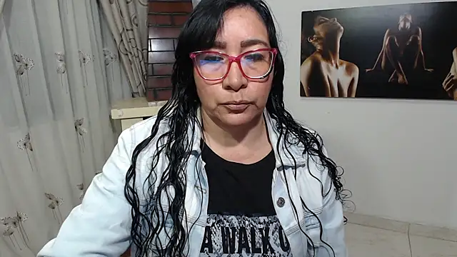 Snapshot of Grace_mature_milf chatting on October 6, 2025, 10:12 am Grace mature milf online show from October 6, 2025, 10:12 am