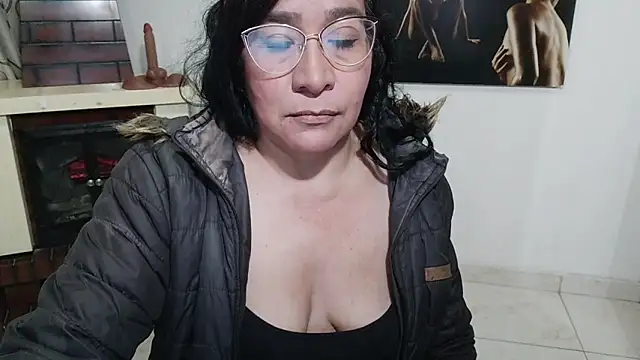 Snapshot of Grace_mature_milf chatting on February 17, 2026, 1:13 am Grace mature milf online show from February 17, 2026, 1:13 am