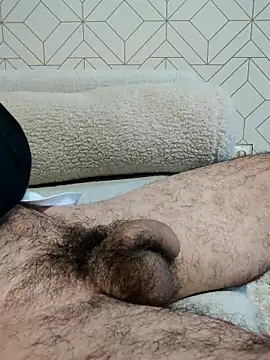 Snapshot of boy8540 chatting on December 21, 2025, 8:32 am boy8540 online show from December 21, 2025, 8:32 am