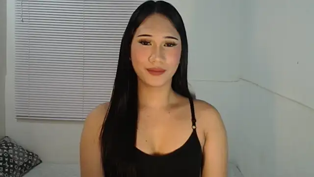 Snapshot of Leighs_Celine chatting on February 8, 2026, 9:07 pm Leighs Celine online show from February 8, 2026, 9:07 pm