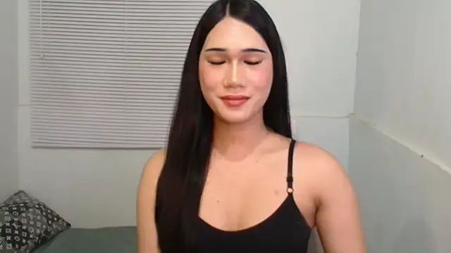 Snapshot of Leighs_Celine chatting on February 25, 2026, 5:33 pm Leighs Celine online show from February 25, 2026, 5:33 pm