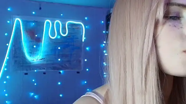 Snapshot of PieraMarch chatting on September 21, 2025, 7:59 pm PieraMarch online show from September 21, 2025, 7:59 pm