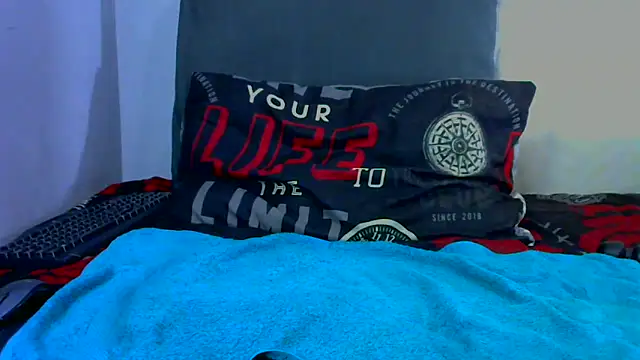 Snapshot of shy-lillyX22 chatting on October 18, 2025, 11:16 pm shy-lillyX22 online show from October 18, 2025, 11:16 pm