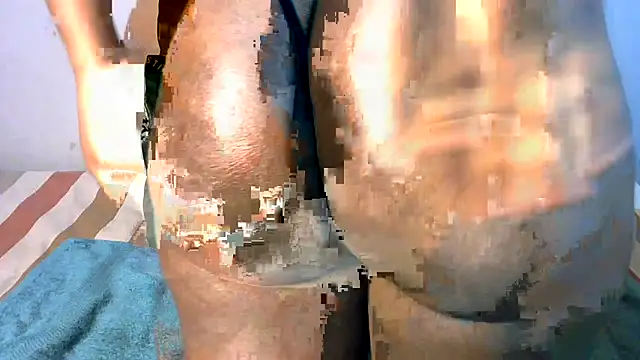 Snapshot of shy-lillyX22 chatting on December 23, 2025, 8:23 am shy-lillyX22 online show from December 23, 2025, 8:23 am