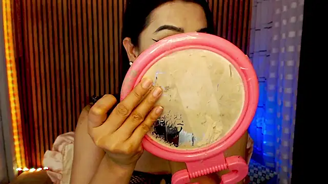 Snapshot of Fuckarat00 chatting on September 13, 2025, 10:04 am Fuckarat00 online show from September 13, 2025, 10:04 am