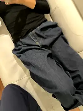 Meii-meyy online show from November 1, 2025, 12:07 pm