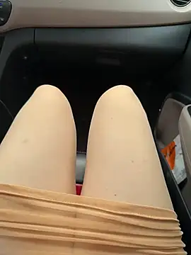 Meii-meyy online show from April 4, 2026, 6:22 am