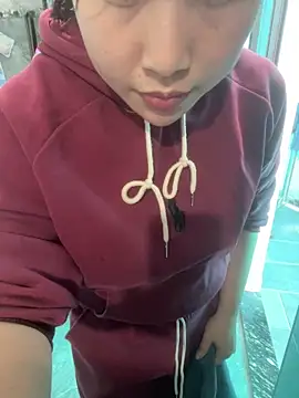 Snapshot of -Luxury chatting on February 1, 2026, 8:57 am -Luxury online show from February 1, 2026, 8:57 am