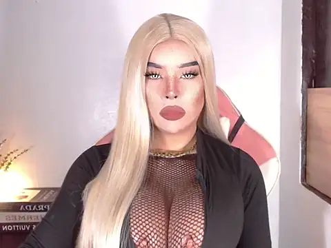 NataliaFernandezz online show from March 15, 2026, 5:08 pm