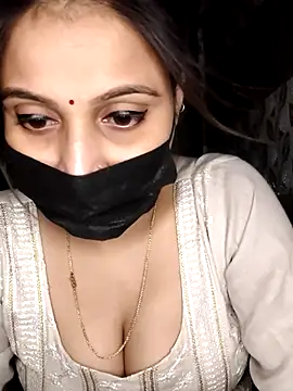 Snapshot of Horny_Shalu chatting on October 6, 2025, 5:43 pm Horny Shalu online show from October 6, 2025, 5:43 pm