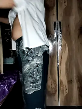 Snapshot of Horny_Shalu chatting on March 8, 2026, 5:50 pm Horny Shalu online show from March 8, 2026, 5:50 pm