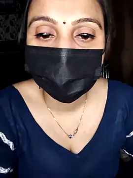 Snapshot of Horny_Shalu chatting on April 9, 2026, 6:24 pm Horny Shalu online show from April 9, 2026, 6:24 pm