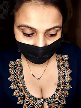 Snapshot of Horny_Shalu chatting on April 10, 2026, 6:34 pm Horny Shalu online show from April 10, 2026, 6:34 pm