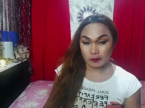 glamorousaMHARGA online show from October 31, 2025, 3:46 pm