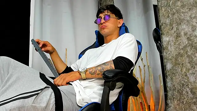 damiann wilians24 online show from September 24, 2025, 12:47 am