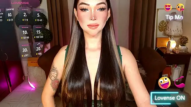 Snapshot of MouthWatering_Ayesha chatting on December 23, 2025, 1:58 am MouthWatering Ayesha online show from December 23, 2025, 1:58 am