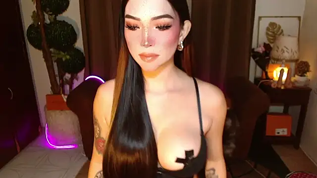 Snapshot of MouthWatering_Ayesha chatting on February 17, 2026, 2:41 am MouthWatering Ayesha online show from February 17, 2026, 2:41 am