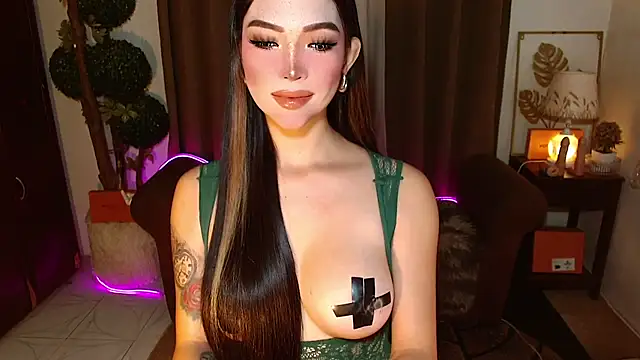 Snapshot of MouthWatering_Ayesha chatting on February 21, 2026, 8:37 am MouthWatering Ayesha online show from February 21, 2026, 8:37 am