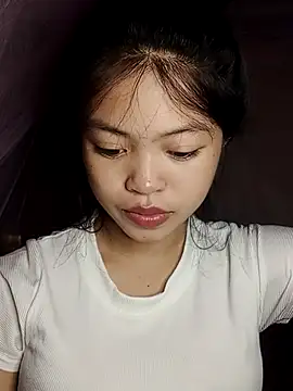 Snapshot of Thy00__ chatting on October 16, 2025, 8:04 am Thy00   online show from October 16, 2025, 8:04 am